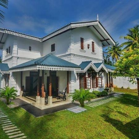 Headman House Antique Villa - A Seaside Royal Stay Ahangama Εξωτερικό φωτογραφία