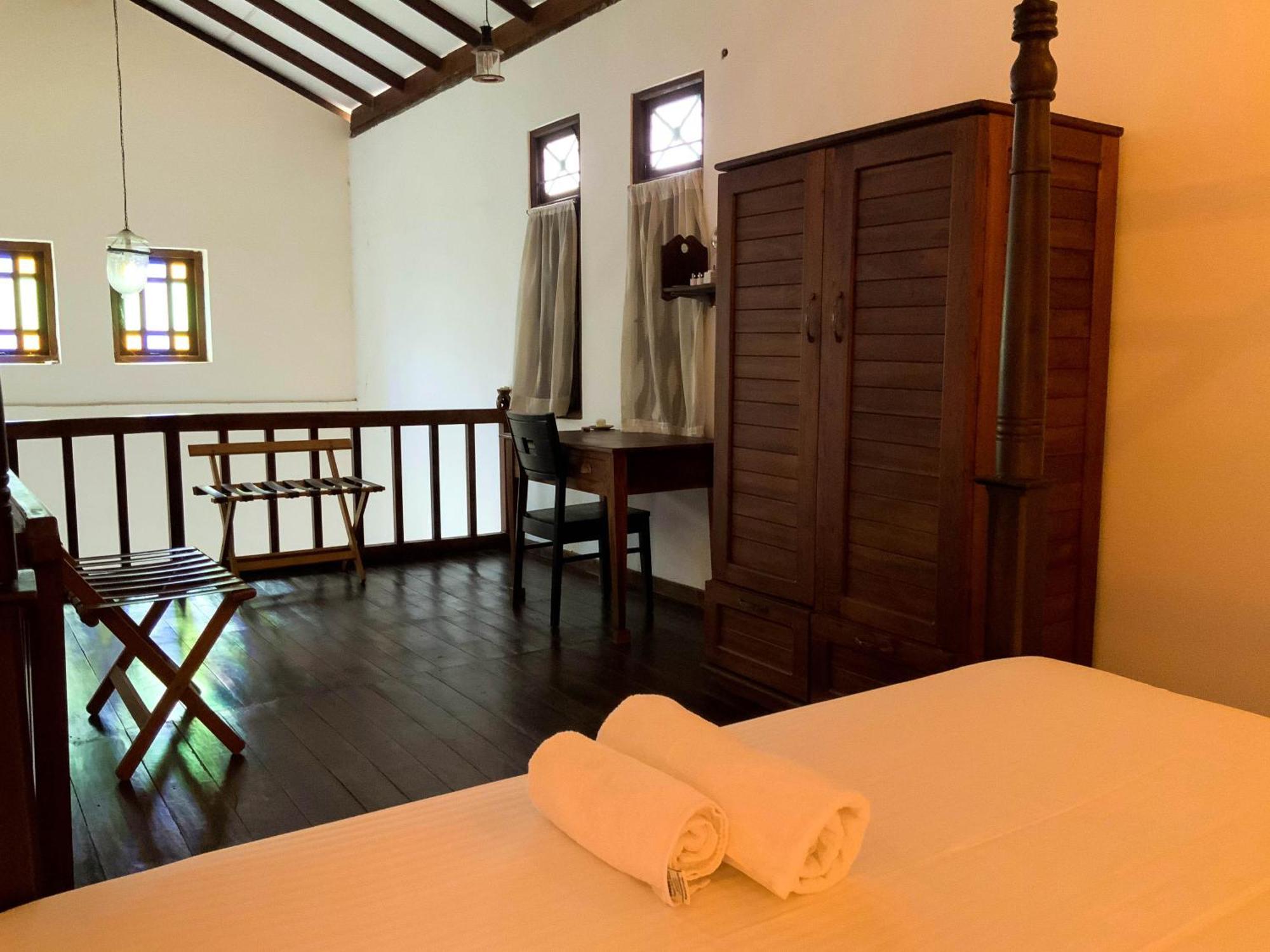 Headman House Antique Villa - A Seaside Royal Stay Ahangama Εξωτερικό φωτογραφία