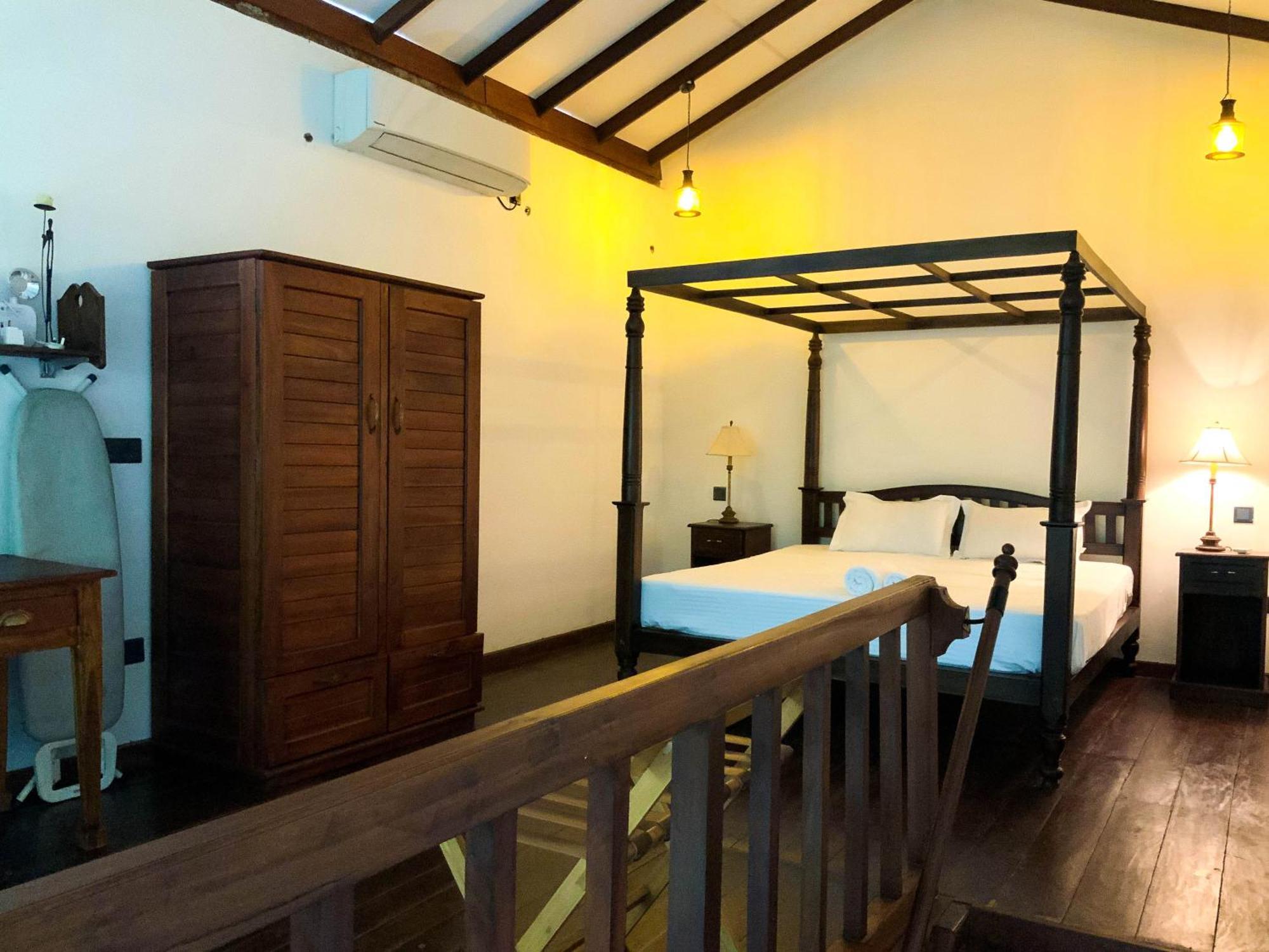 Headman House Antique Villa - A Seaside Royal Stay Ahangama Εξωτερικό φωτογραφία