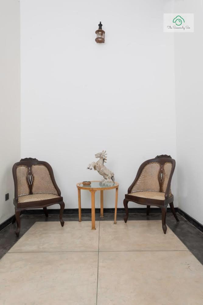 Headman House Antique Villa - A Seaside Royal Stay Ahangama Εξωτερικό φωτογραφία